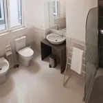 Rent 3 bedroom apartment in Lisbon