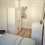 Rent a room of 80 m² in Berlin