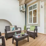 Rent 1 bedroom apartment of 50 m² in Porto