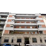 Rent 2 bedroom apartment of 62 m² in Milano