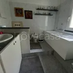 Rent 5 bedroom apartment of 130 m² in Genova