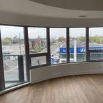 Appartement de 1194 m² avec 5 chambre(s) en location à Toronto