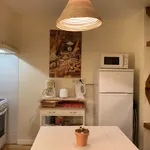 Rent 1 bedroom apartment of 45 m² in Lisbon