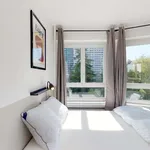 Louez une chambre de 104 m² à Courbevoie