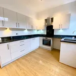 Rent 3 bedroom house in Kirklees