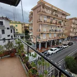 3-room flat viale Leone 15B, Portici