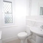 Rent 3 bedroom flat in South West England