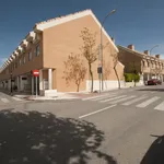 Rent 3 bedroom house in Madrid