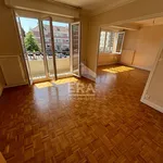 Appartement de 90 m² avec 4 chambre(s) en location à le mans