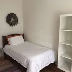 Rent 4 bedroom apartment in lisbon