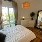 Rent a room of 140 m² in madrid