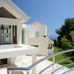 Rent 6 bedroom house of 795 m² in Marbella