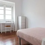 Rent a room in lisbon