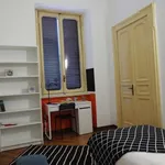 Rent a room in turin