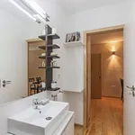 Rent 2 bedroom apartment in Porto