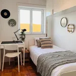 Alugar 6 quarto apartamento em Coimbra