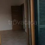 Rent 3 bedroom apartment of 93 m² in Latina