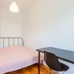 Rent a room in lisbon