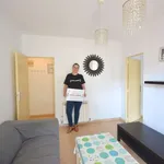 Rent 2 bedroom apartment of 60 m² in madrid