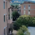 Affitto 3 camera appartamento di 79 m² in Spoleto