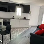 Rent 3 bedroom apartment of 68 m² in Barcelona