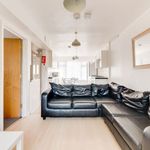 Rent 5 bedroom flat in South East England