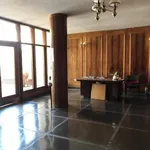 Rent 4 bedroom apartment of 4000 m² in Johannesburg