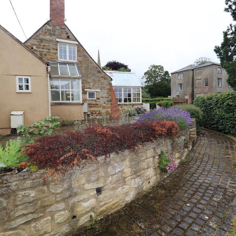 High Street, Great Houghton NN4 2 bed cottage to rent - £1,200 pcm (£277 pw)
