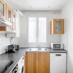 Rent 3 bedroom apartment of 1082 m² in Paris