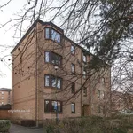 Rent 2 bedroom flat in Edinburgh  South