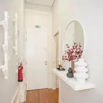 Rent 1 bedroom apartment of 40 m² in Porto