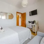 Rent a room of 149 m² in madrid