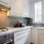 Rent 4 bedroom apartment of 82 m² in Paris