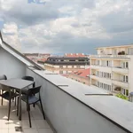 Pronajměte si 2 ložnic/e byt o rozloze 92 m² v Prague