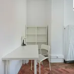 Rent 16 bedroom apartment in Lisbon