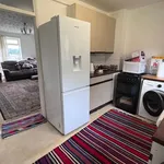 Rent 2 bedroom flat in South East England