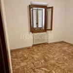 Rent 4 bedroom house of 90 m² in Arezzo