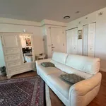 Appartement de 990 m² avec 2 chambre(s) en location à British Columbia, canada