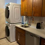 Rent 2 bedroom apartment in Flushing