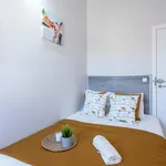 Rent 7 bedroom apartment in Valencia