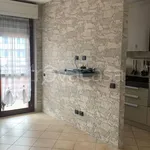 Rent 3 bedroom apartment of 80 m² in Caravate