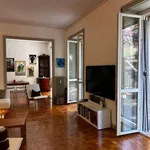 Rent 6 bedroom apartment of 210 m² in Rome