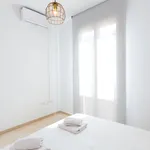 Rent 2 bedroom apartment of 65 m² in Málaga