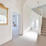 Rent 5 bedroom apartment in Bury