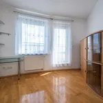 Pronajměte si 4 ložnic/e byt o rozloze 146 m² v Prague