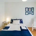 Rent 4 bedroom apartment in Lisbon