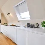 Huur 1 slaapkamer appartement van 538 m² in Brussels