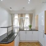 Pronajměte si 3 ložnic/e byt o rozloze 105 m² v Prague