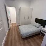 Rent a room of 250 m² in barcelona