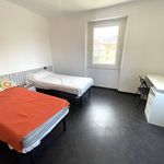 Rent 4 bedroom apartment of 95 m² in Genoa
